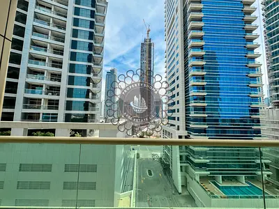 Studio | Multiple Cheques | Marina View