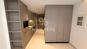 SPACIOUS STUDIO | BALCONY | COMMUNITY VIEW | PRIME LOCATION