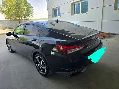 2023 Hyundai Elantra SEL - American Specs -radar line spot push door push start