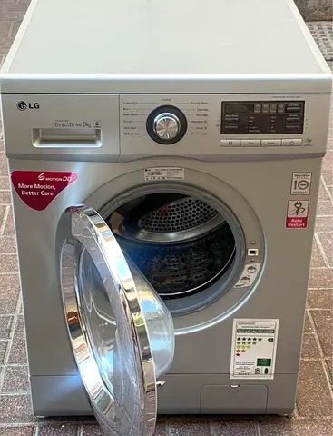 LG Front Load Washing Machine - 8kg, Silver, Good Condition