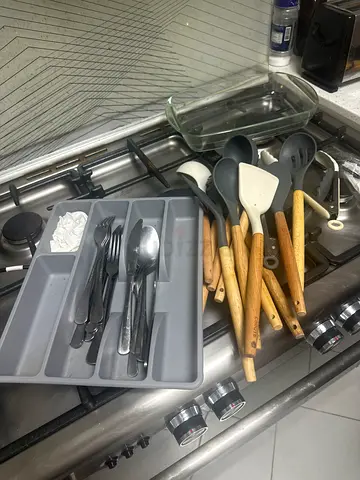Kitchen utensils and cutlery set — used, good condition
