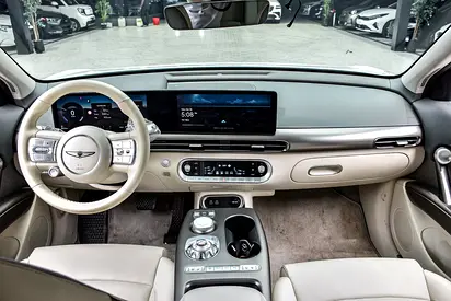 صورة 10 لـ 2022 Genesis GV60