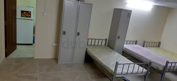 Bed space available for Bachelor
