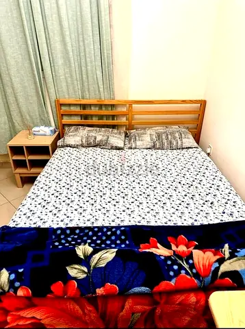 Executive room for rent with free gym and pool access