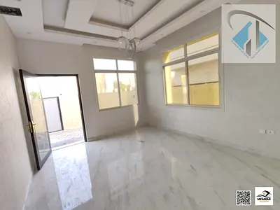 Villa for rent at a bargain price in a prime location with a spacious yard.