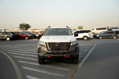 NISSAN NAVARA 2.5 L PRO4X A/T MODEL 2025