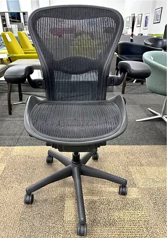 I am selling herman miller Aeron chair.good conditions only little use.size B