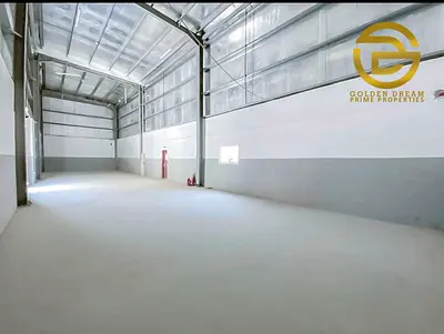 BIG LOADING AREA | Insulated | 8 METERS HEIGHT