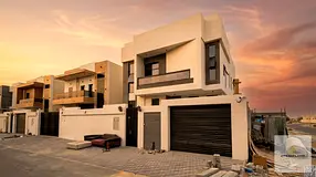 Luxury Corner Villa 5 BR - Al Zahya