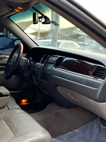 صورة مصغرة 15 لـ 2008 Lincoln TOWN CAR