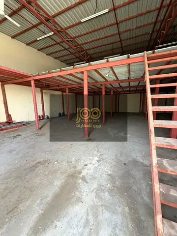 متاح مستودع في ام الثعوب مع ميزانين كهرباء 18kw