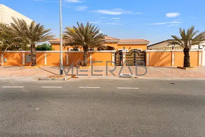 WELL KEPT | SPACIOUS | 3 BEDROOMS | SERVANT BLOCK