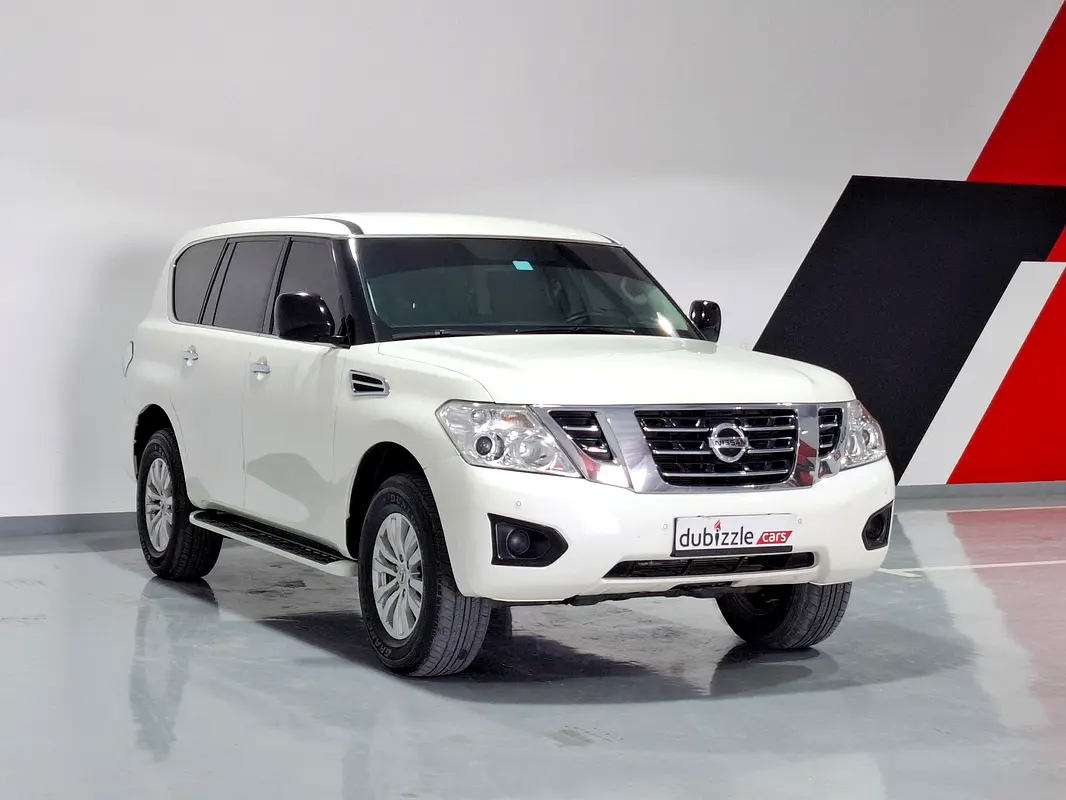 Nissan Patrol 2019 — photo 1 of 14