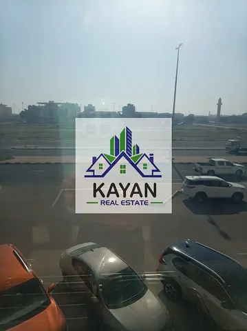 شقة غرفة وصالة 650 قدم مويلح بارك الشارقة مقابل حديقة للإيجار 4200 شهريًا