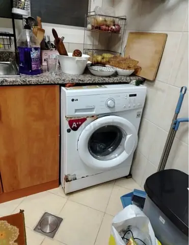 LG Front Load Washing Machine - 6kg, Used (A+ Energy)