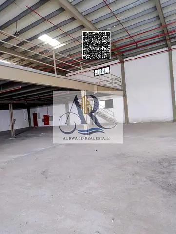 🏭 Warehouse Details (Simple and Clear Explanation) 📍 Location: Umm Al Quwain – A prime and easily accessible industrial area 📐 Area: 13,000 sq ft