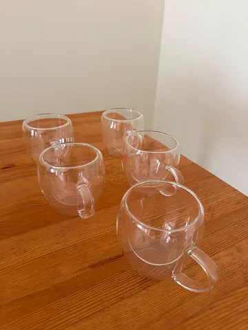 Set of 5 double wall glass cups