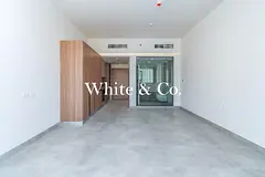 Large Layout | Luxury Finish | Vacant Now