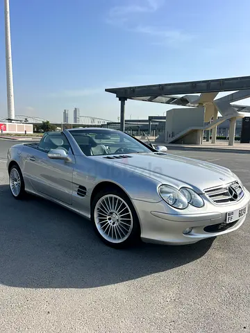 Mercedes SL500 expat owned (immaculate)