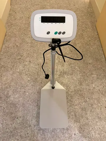 medical weighing scale