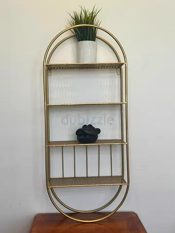 Gold Oval Wall-Mounted Metal Shelf Unit — 3-Tier Decorative Organizer