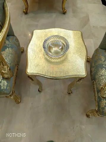 Ornate Gold Accent Side Table - Classic Baroque Style