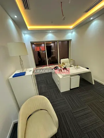 Office | 2min to metro | valet Parking free