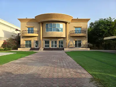 WELL MAINTAINED | SPACIOUS VILLA | GOOD LOCATION