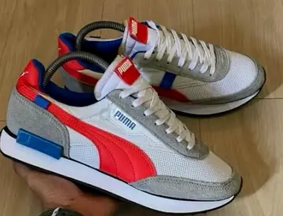 Puma kids sneaker size Eu 35-36