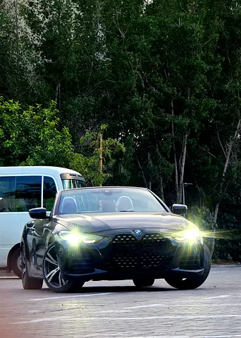 BMW 420i Convertible GCC Agency Service Package till 100k km.