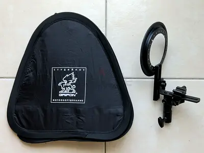 Grifon Foldable Pop-Up Softbox + Ring Flash Mount Bracket (Good Condition)