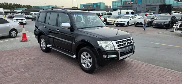Mitsubishi Pajero GLS 2016 GCC Specs