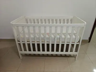 Baby Crib Wooden Cot with Mattress White Toddler Bed Infant Nursery