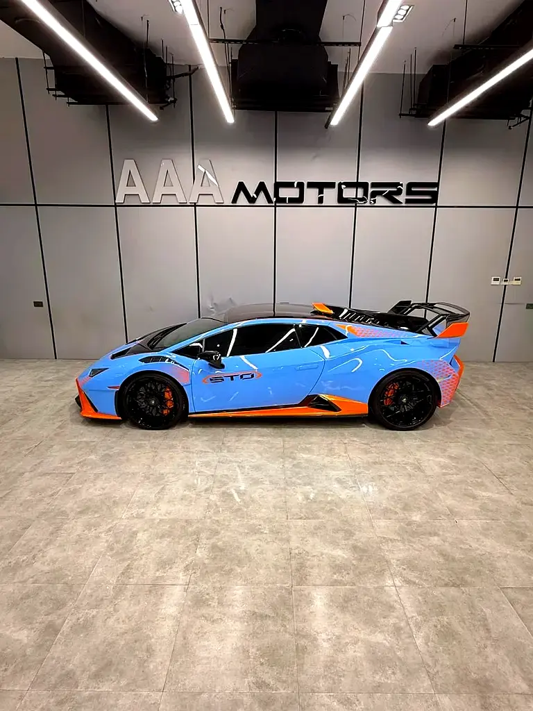 Lamborghini Huracan 2022 — photo 1 of 19