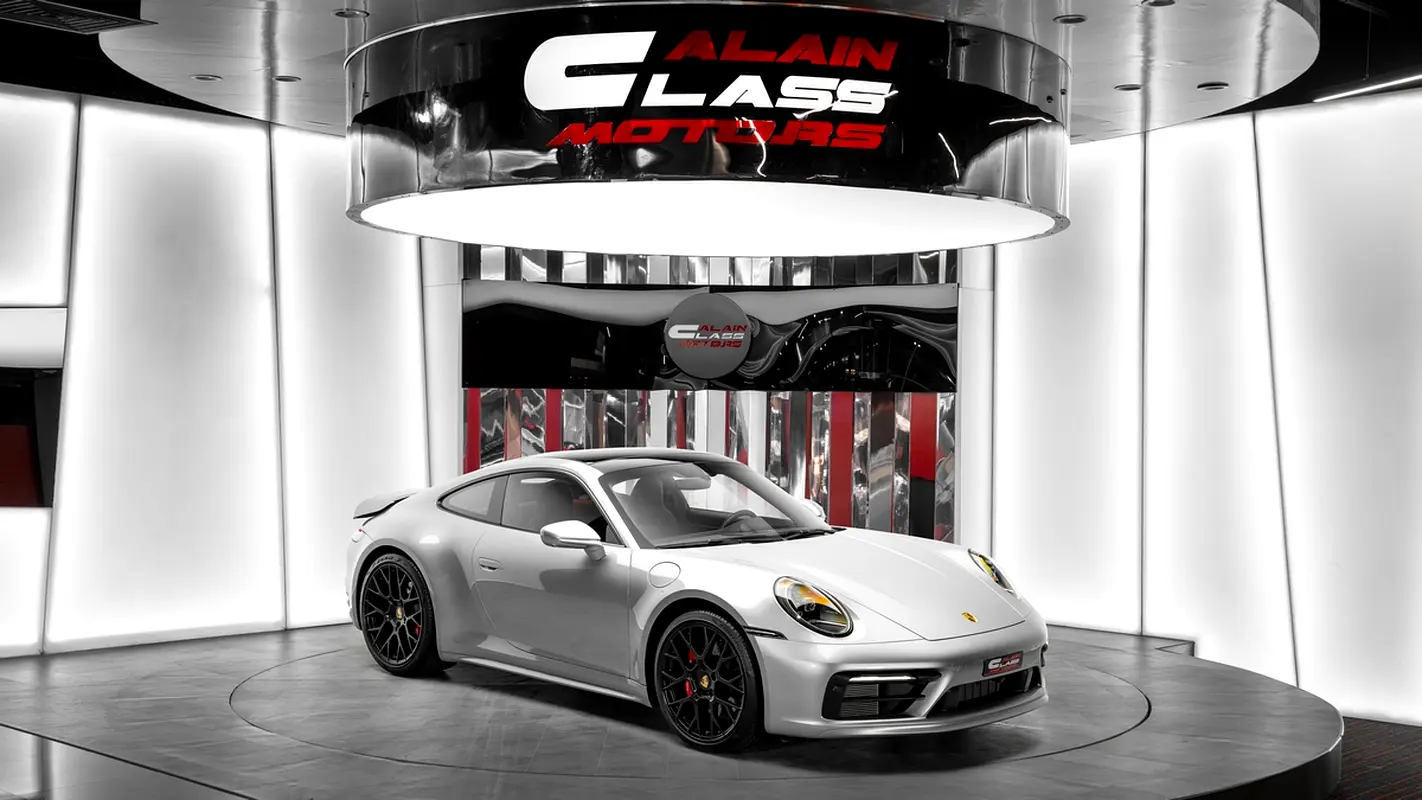 Porsche 911 2024 — photo 1 of 20