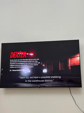 Philips 75” LED TV with ambilight support