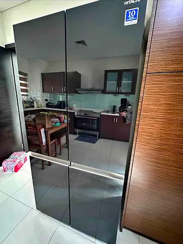 Hitachi brand 4 door fridge freezer lastest model