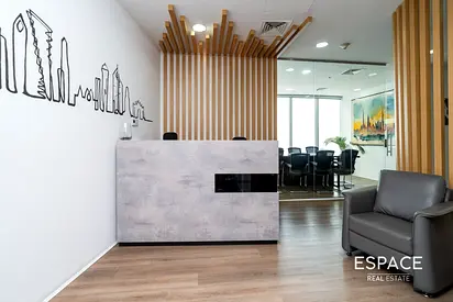 Fully Furnished | Luxury Fit Out | 3 Parking Spaces