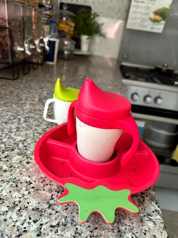 Silicone Suction Plate with Sippy Cup and Handle - Good Condition