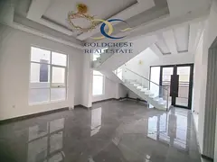 5 Master bed &amp; Maids room
