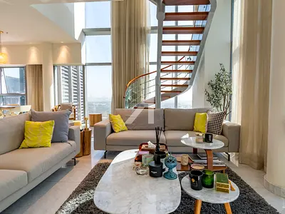 Furnished Luxury Living | Corner Unit | Burj View