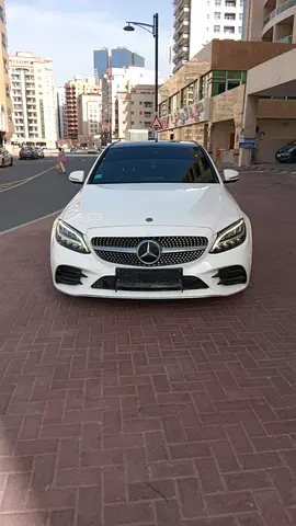 MERCEDES BENZ C200 EMC 2019 GCC SPECS LADY DRIVEN