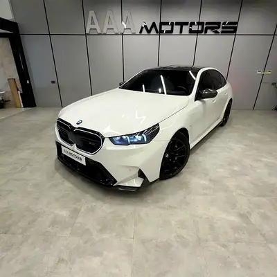 2025 BMW M5 Competition - GCC Specs - Brand New!