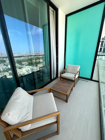 2 outdoor chairs with table