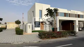 LOWEST PRICE | CORNER UNIT | NEAR TO PARK