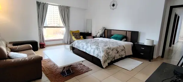 MASTERS BEDROOM AVAILABLE