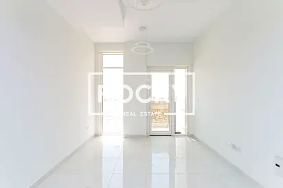 Spacious 1BR | Balcony + Open Kitchen | Liwan