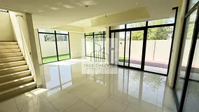 INDEPENDENT VILLA l WITH MAIDS ROOM | SINGLE ROW l WELL MAINTAINED