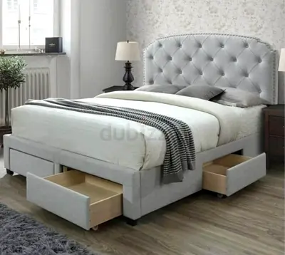 Upholstered Storage Bed with Tufted Headboard (Queen) - Light Grey