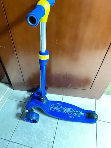 Kids scooter